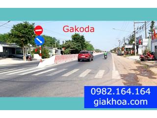 Dải phân cách đường bộ
